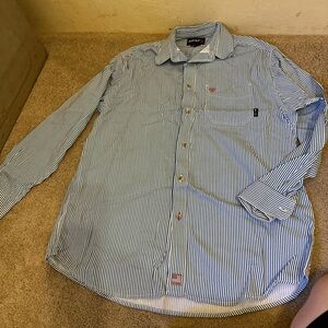 Men’s ariat t shirts size xl